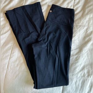 Lululemon Groove Nulu Super-High-Rise Flared Pant